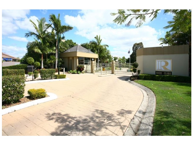 125 Santa Cruz Boulevard, Clear Island Waters QLD 4226
