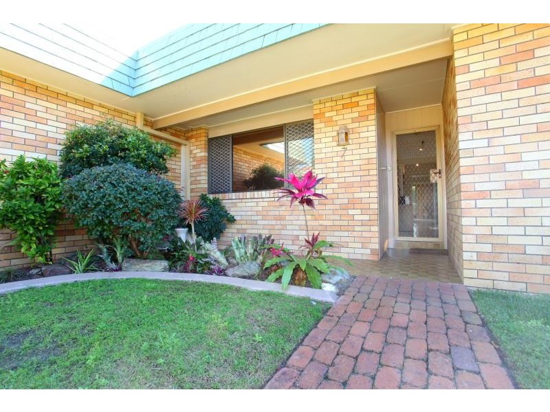 7/37 Hooker Boulevard, Broadbeach Waters QLD 4218