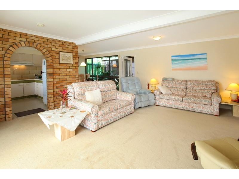 7/37 Hooker Boulevard, Broadbeach Waters QLD 4218