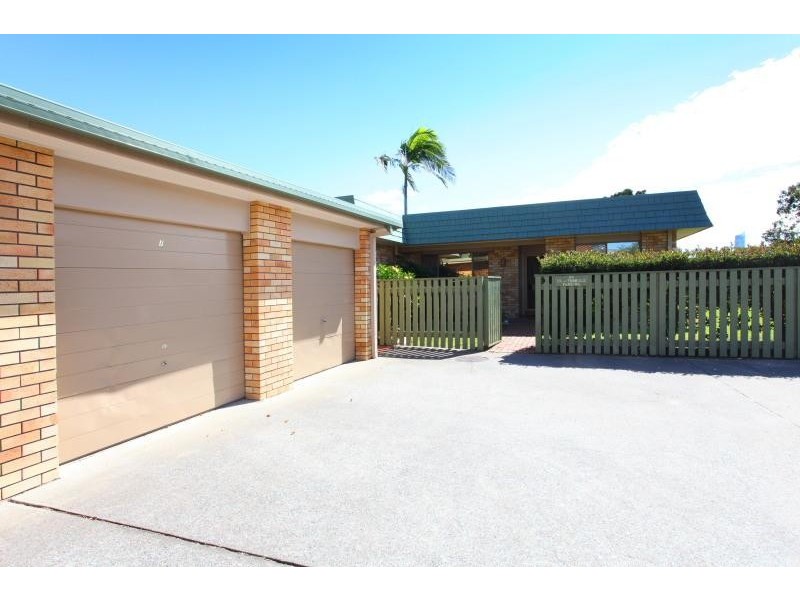 7/37 Hooker Boulevard, Broadbeach Waters QLD 4218