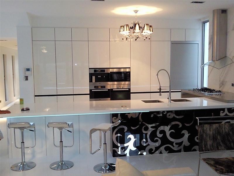 28 Istana View, Clear Island Waters QLD 4226