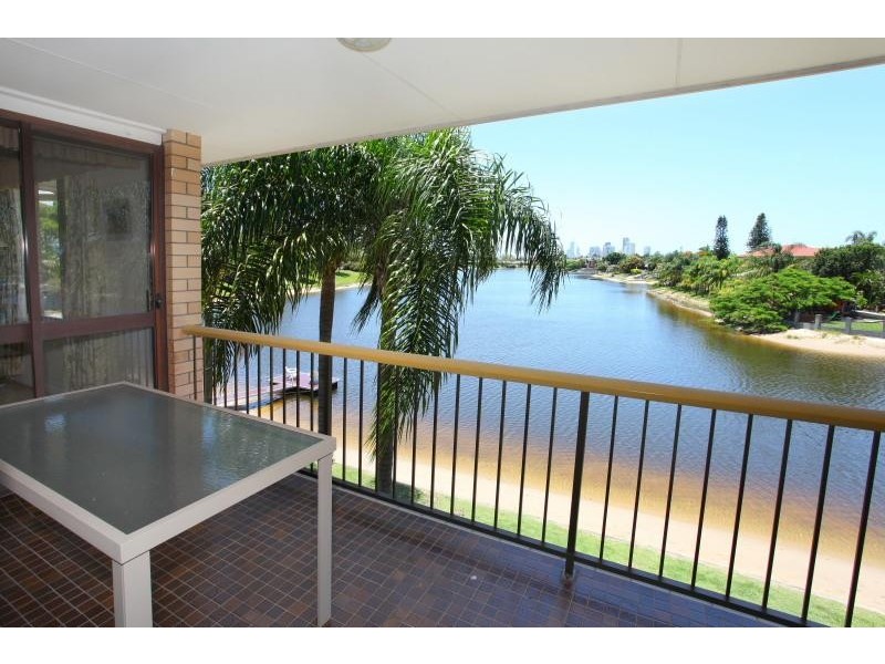 3/53 Karbunya Street, Mermaid Waters QLD 4218