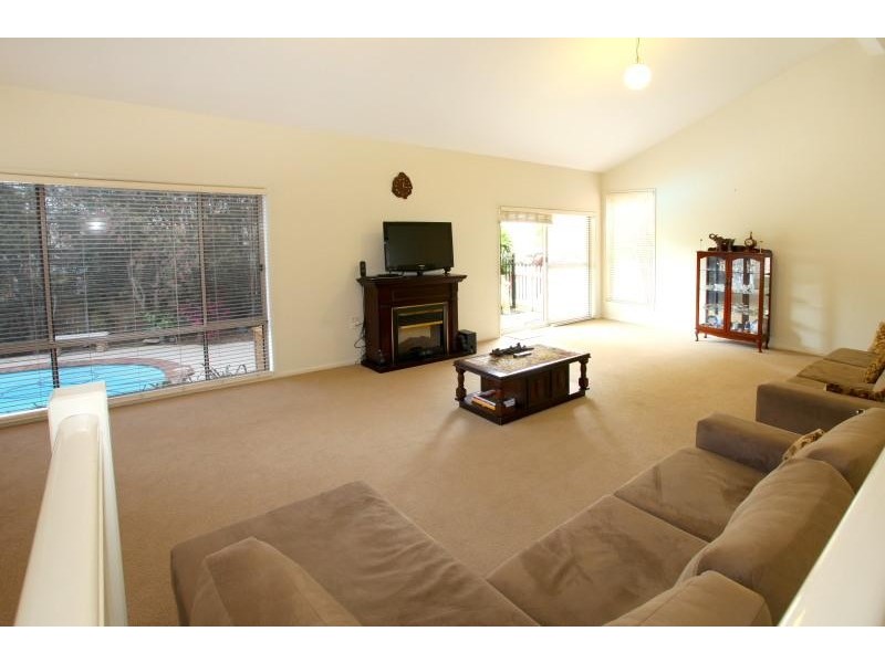3 Wattle Glen Place, Robina QLD 4226
