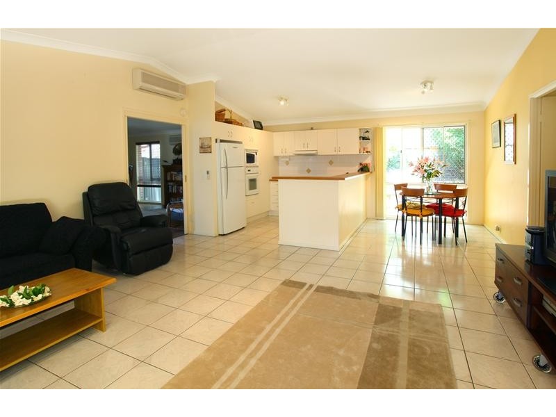 7 Moorabbin Place, Robina QLD 4226