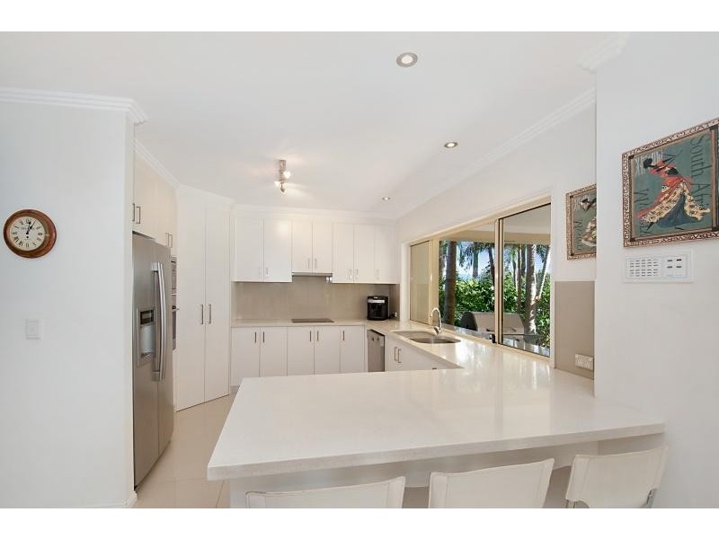 62 Martingale Circuit, Clear Island Waters QLD 4226