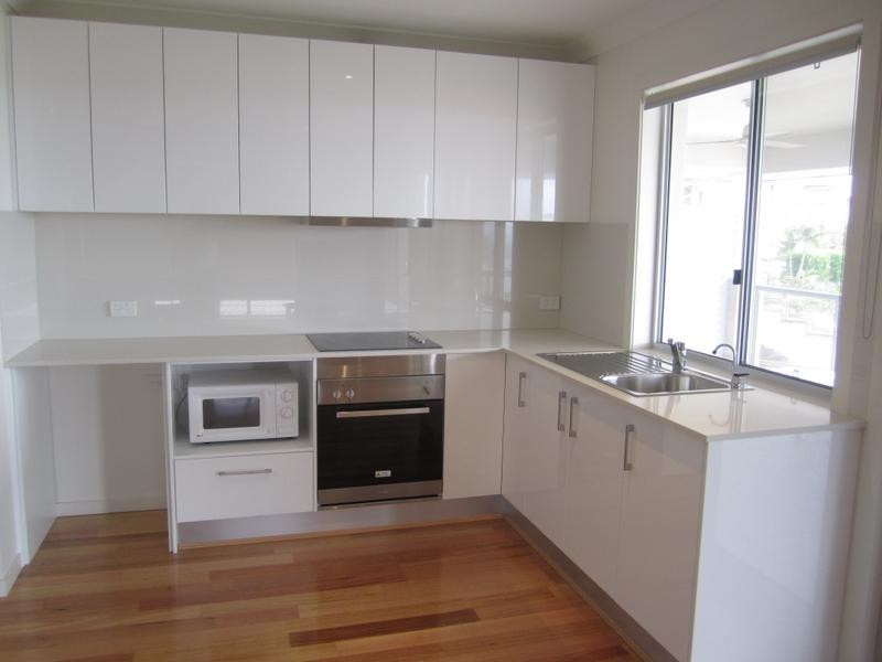 Highland Park QLD 4211