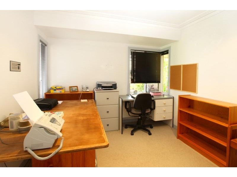 55 Fairway Drive, Clear Island Waters QLD 4226