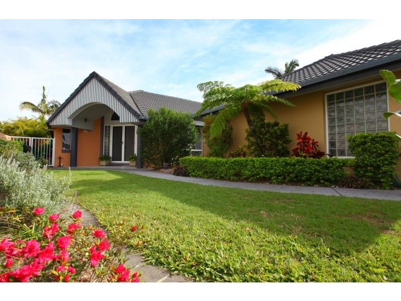 55 Fairway Drive, Clear Island Waters QLD 4226