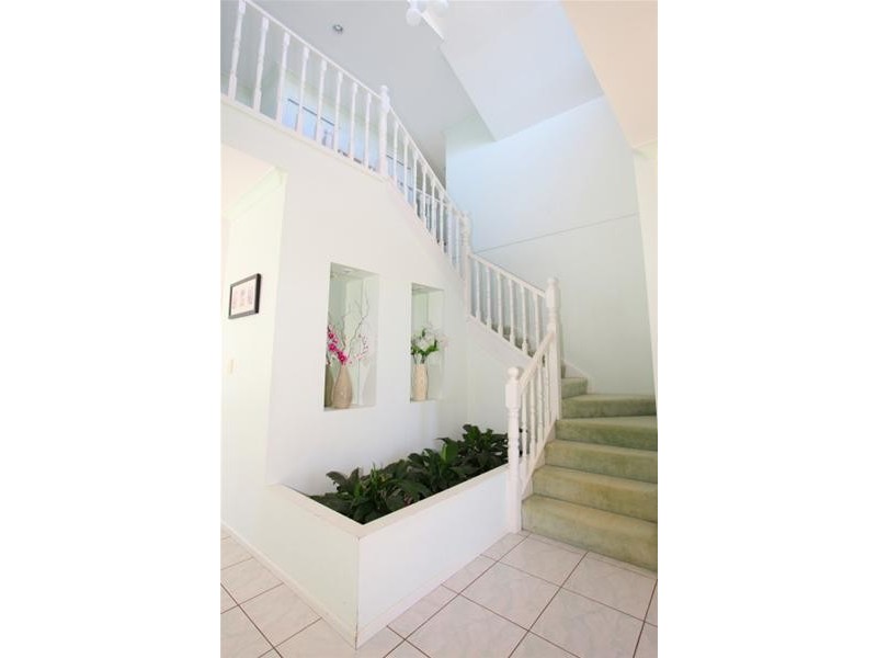 150 Santa Cruz Boulevard, Clear Island Waters QLD 4226