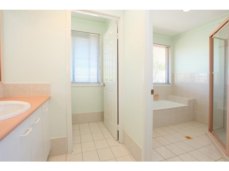 150 Santa Cruz Boulevard, Clear Island Waters QLD 4226