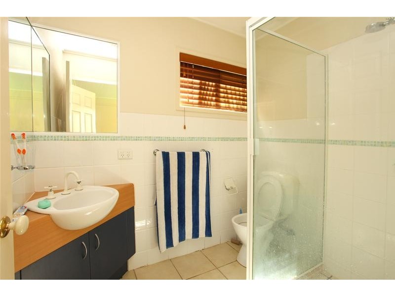 14 Monterey Court, Broadbeach Waters QLD 4218