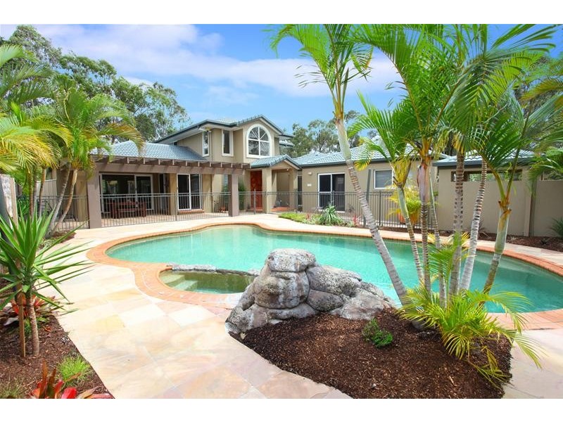 42 Brighton Crescent, Robina QLD 4226