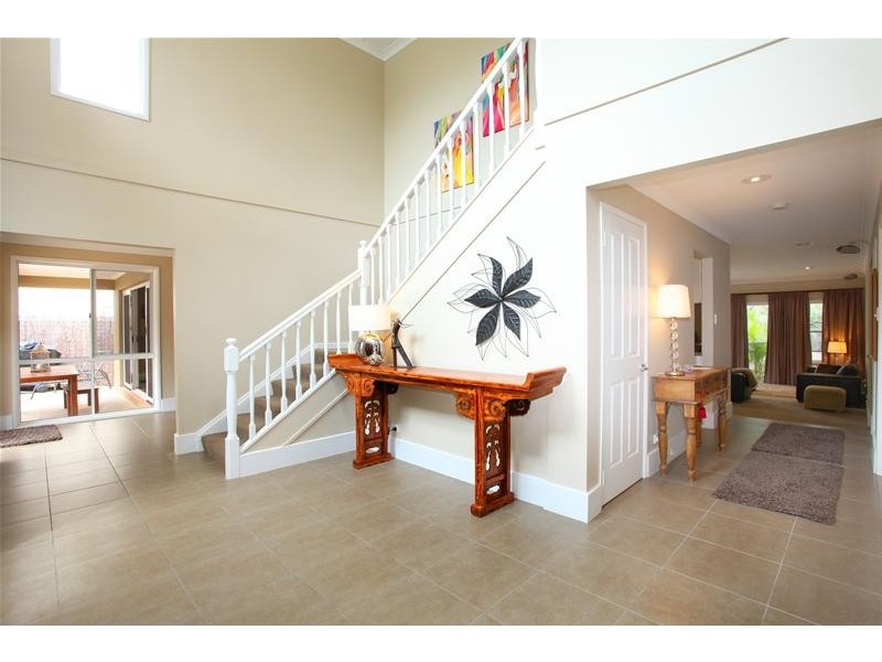 42 Brighton Crescent, Robina QLD 4226