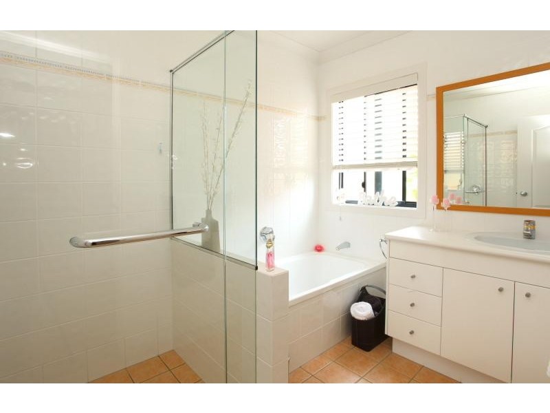 33/85 Palm Meadows Drive, Carrara QLD 4211