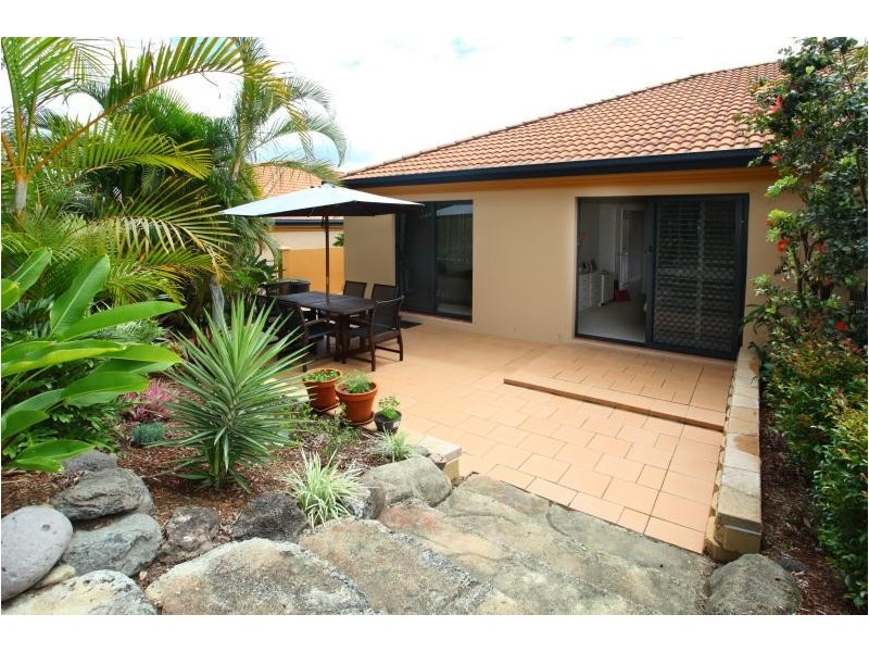 33/85 Palm Meadows Drive, Carrara QLD 4211