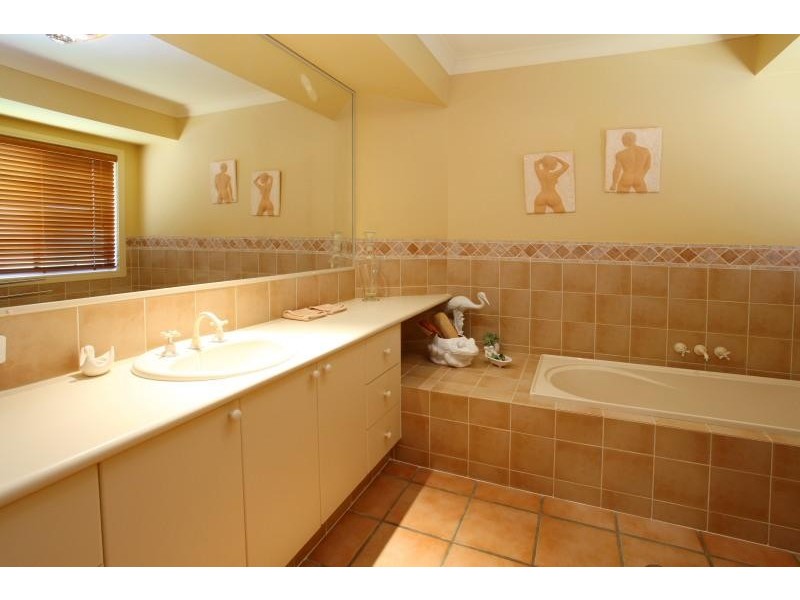 36 Mornington Terrace, Robina QLD 4226