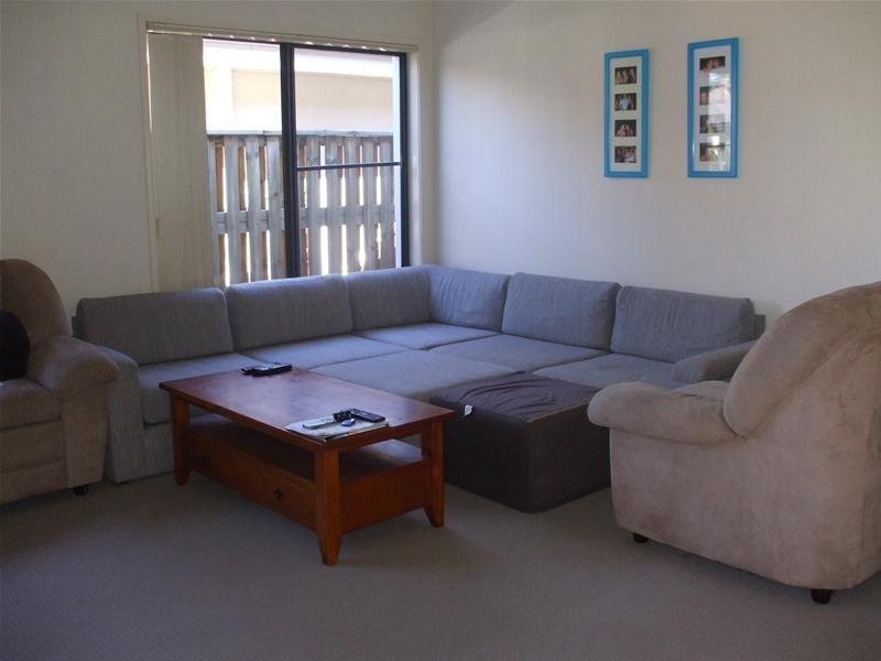 35 Gerona Circuit, Varsity Lakes QLD 4227
