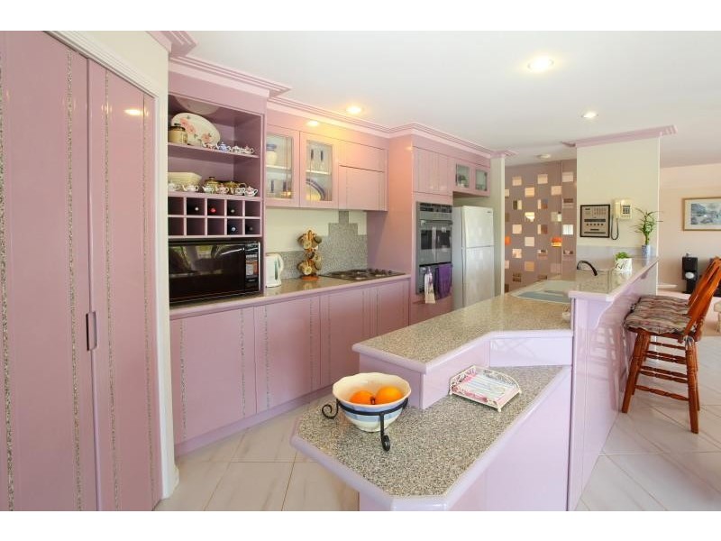 7 Drayton Terrace, Mermaid Waters QLD 4218