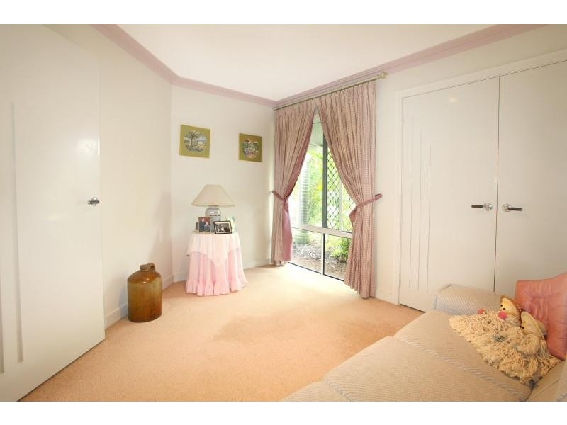 7 Drayton Terrace, Mermaid Waters QLD 4218