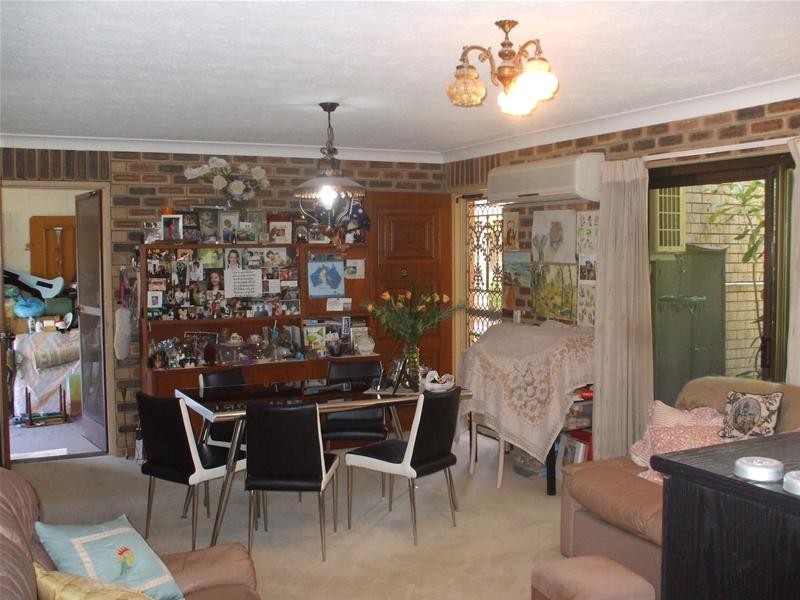2/8 Jodie Crt Court, Mermaid Waters QLD 4218