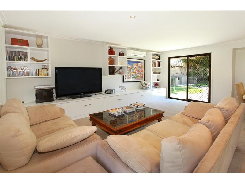 19 Mackay Close, Sorrento QLD 4217