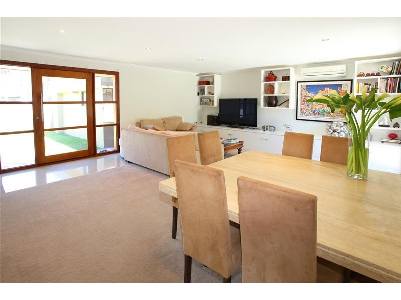 19 Mackay Close, Sorrento QLD 4217