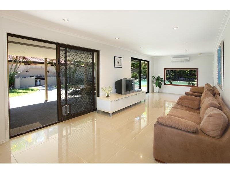 19 Mackay Close, Sorrento QLD 4217