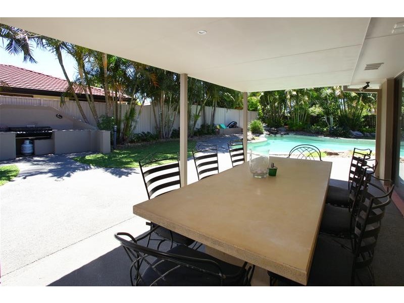 19 Mackay Close, Sorrento QLD 4217