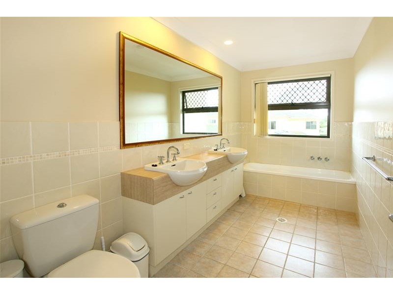 12/37 Paradise Springs Avenue “Coronation Gardens”, Robina QLD 4226