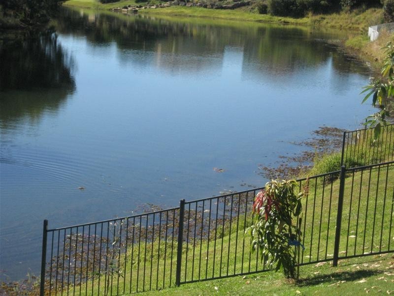 8 Redbud Place, Robina QLD 4226