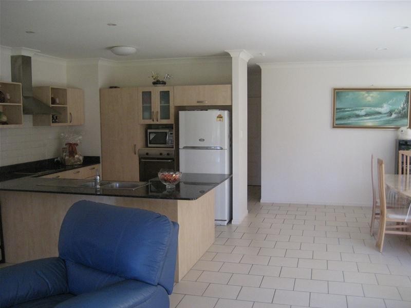 8 Redbud Place, Robina QLD 4226