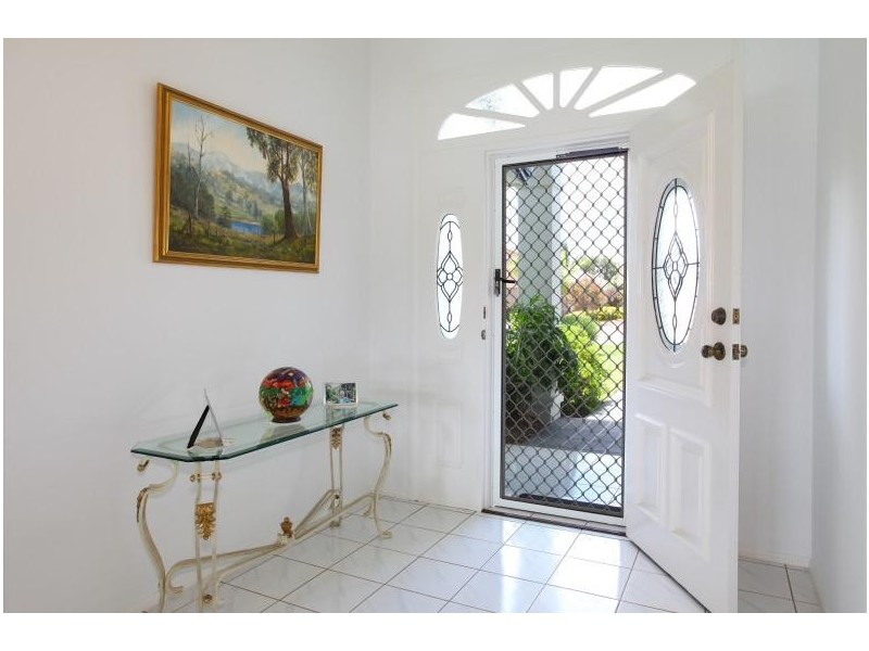 112 Port Jackson Boulevard, Clear Island Waters QLD 4226