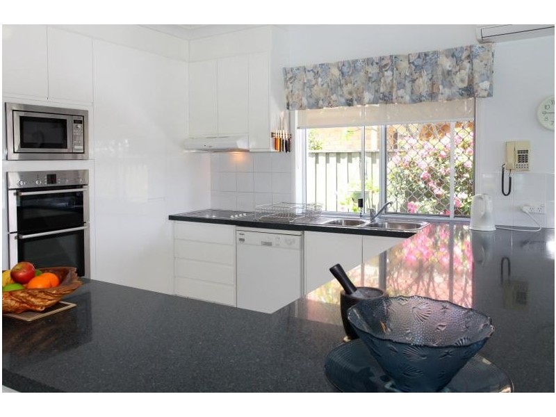 112 Port Jackson Boulevard, Clear Island Waters QLD 4226