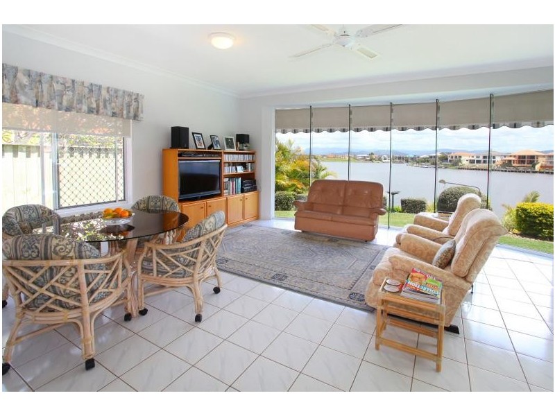 112 Port Jackson Boulevard, Clear Island Waters QLD 4226
