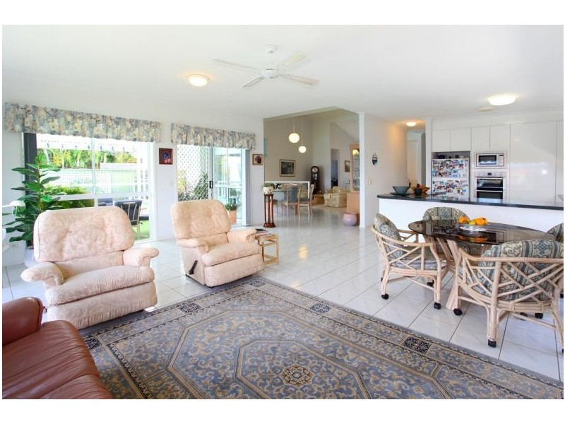 112 Port Jackson Boulevard, Clear Island Waters QLD 4226