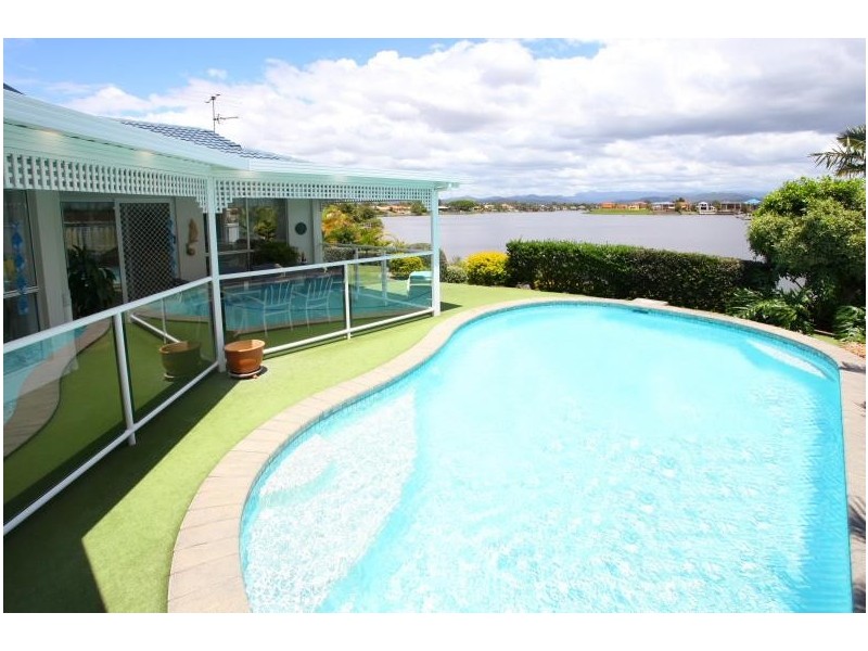 112 Port Jackson Boulevard, Clear Island Waters QLD 4226