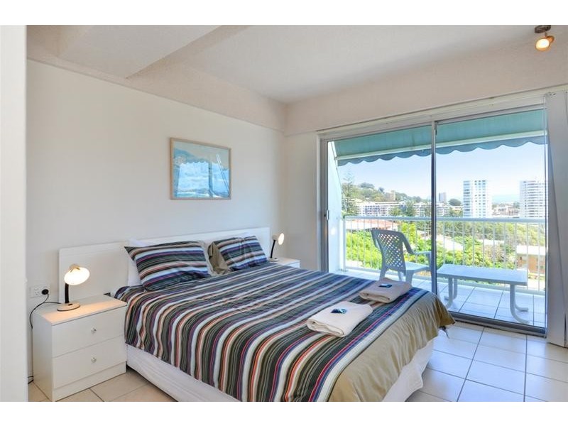 20/2 Goodwin Terrace, Burleigh Heads QLD 4220