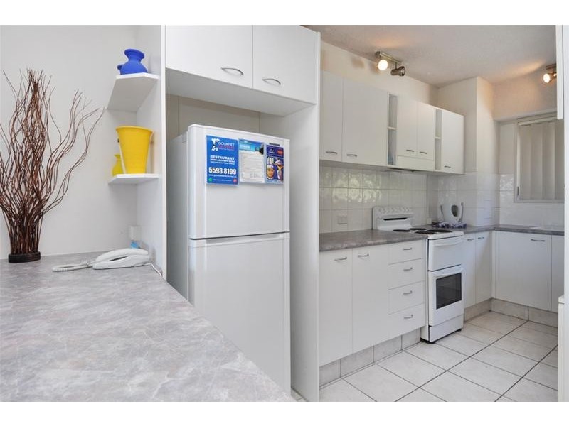 20/2 Goodwin Terrace, Burleigh Heads QLD 4220