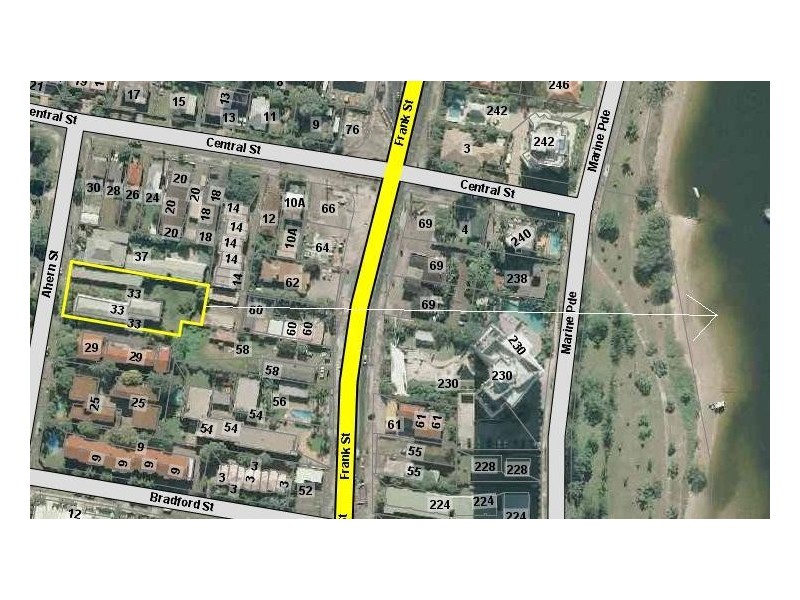 33 Ahern Street, Labrador QLD 4215