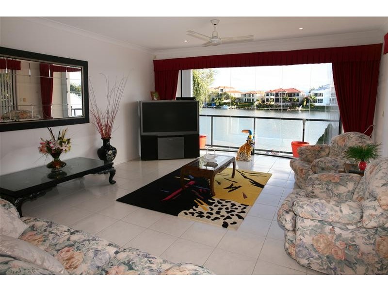 42A Montevideo Drive, Clear Island Waters QLD 4226