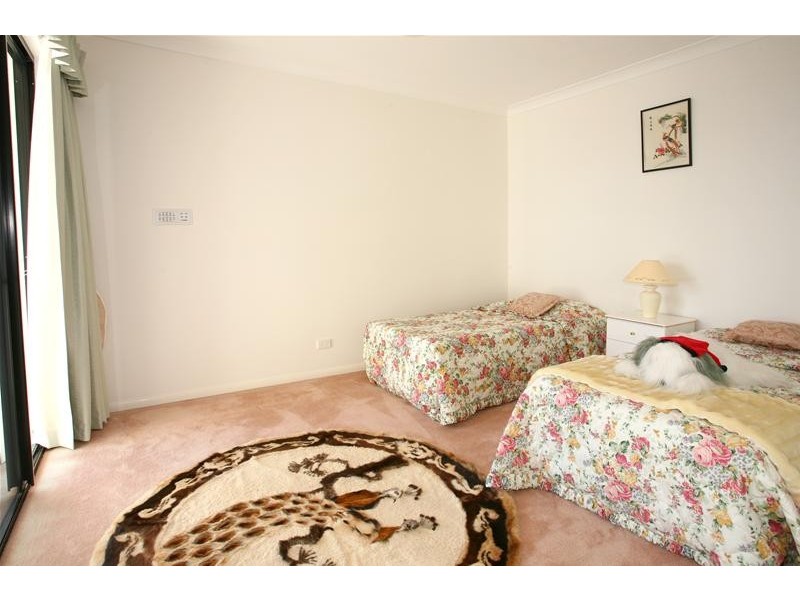 42A Montevideo Drive, Clear Island Waters QLD 4226