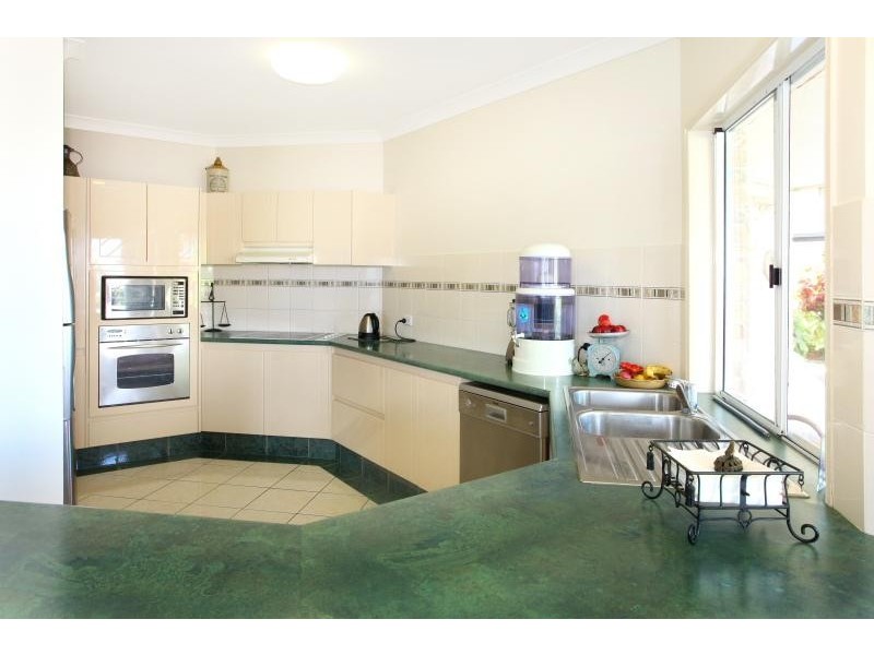 52 Montevideo Drive, Clear Island Waters QLD 4226