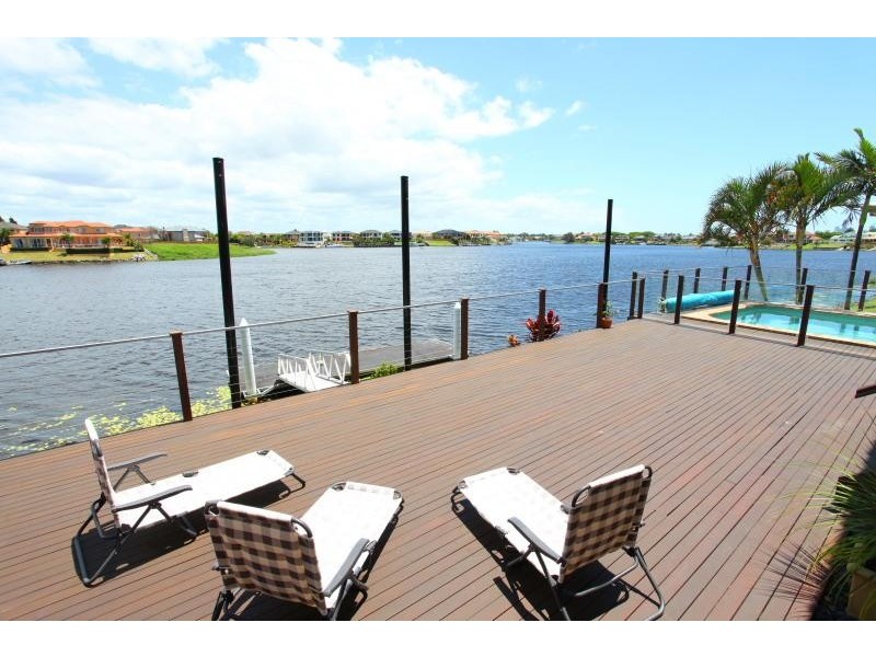 48 Port Jackson Boulevard, Clear Island Waters QLD 4226