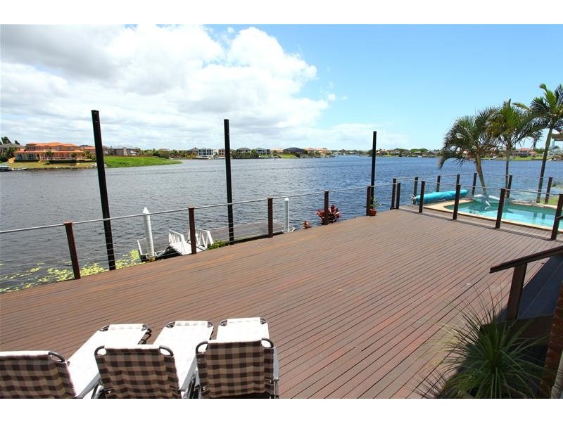 48 Port Jackson Boulevard, Clear Island Waters QLD 4226