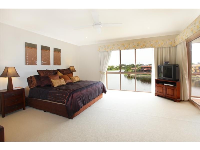 50 Mornington Terrace, Robina QLD 4226