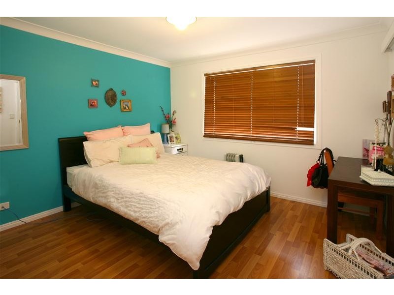 Clear Island Waters QLD 4226