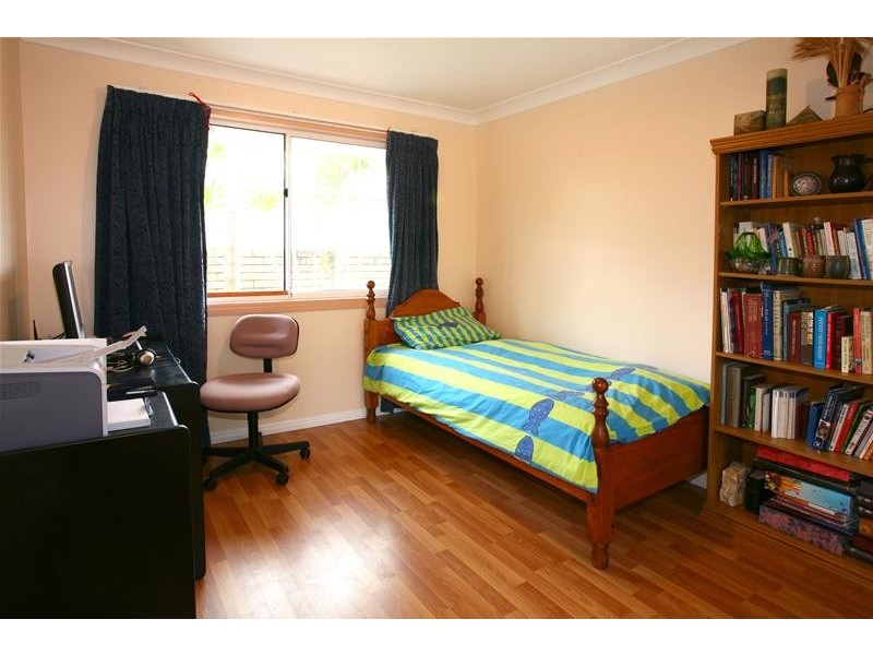 Clear Island Waters QLD 4226