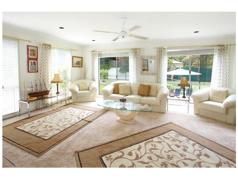 24-26 Federal Place, Robina QLD 4226