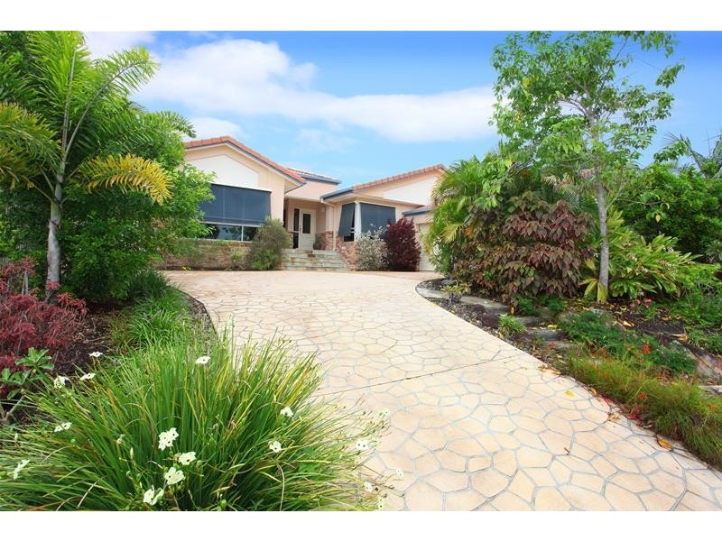 11 Mornington Terrace, Robina QLD 4226