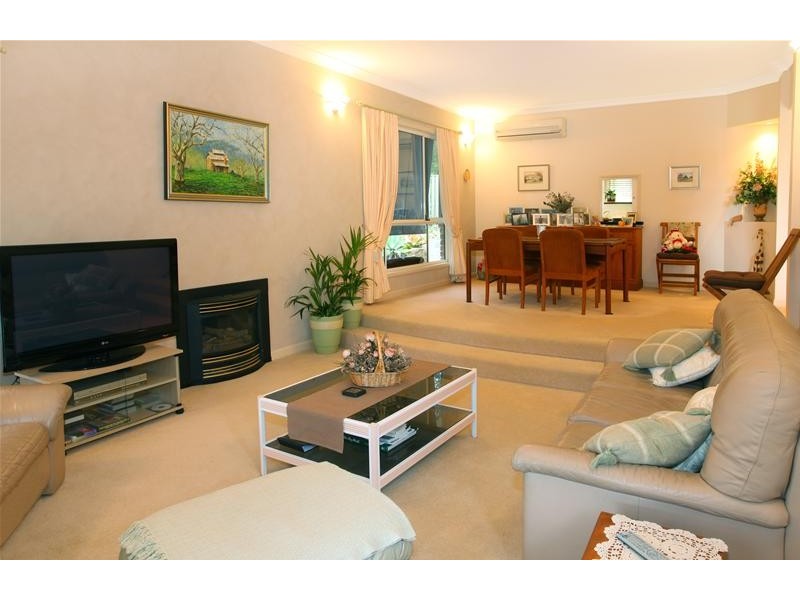 11 Mornington Terrace, Robina QLD 4226